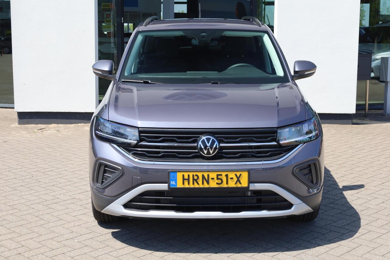 Volkswagen T-Cross 1.0 TSI Life Edition 115PK / 85kW DSG, 48 maanden / max 100.000km garantie, comfort pakket (verwarmbare voorstoelen), 2-zone climatronic, keyless start & entry, parkeersensoren voor en achter (pdc), achteruitrijcamera (rear view), privacy glas, 17" LMV