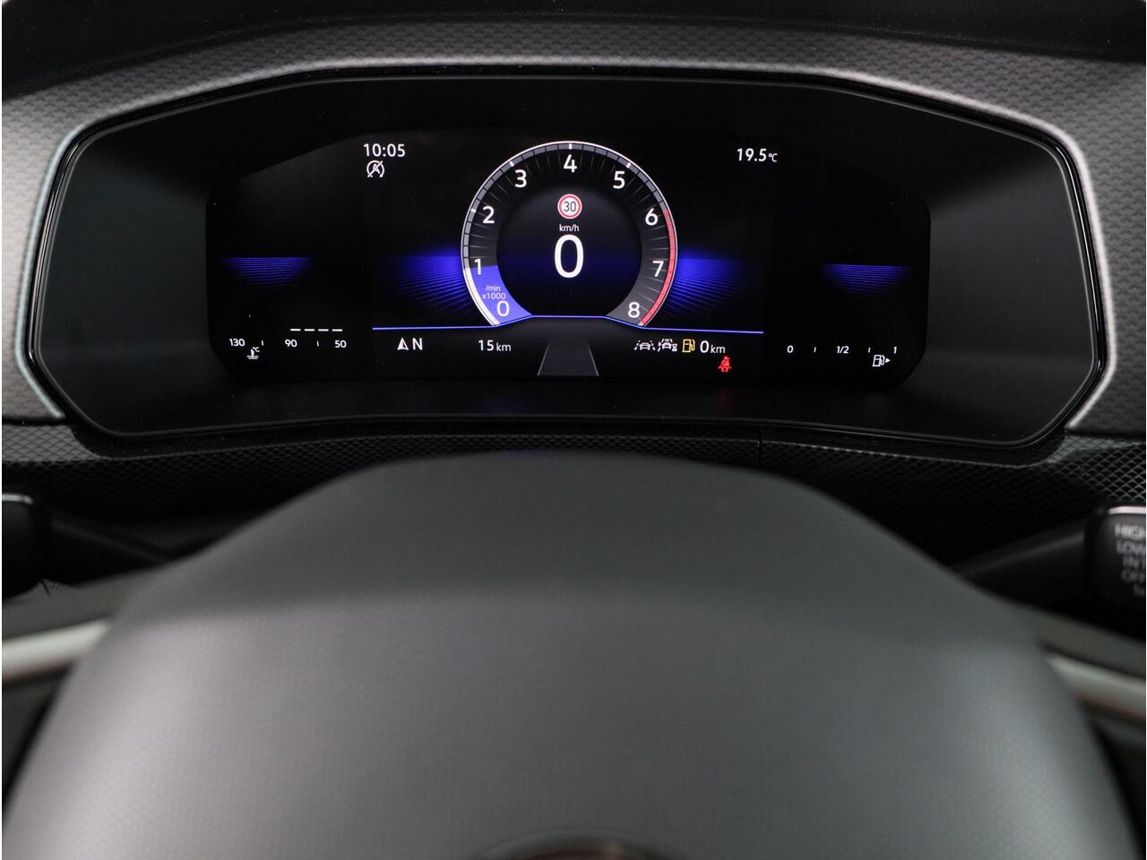 Volkswagen T-Cross 1.0 TSI Life Edition | Navigatie | Camera | Stoelverwarming | Climate Control |