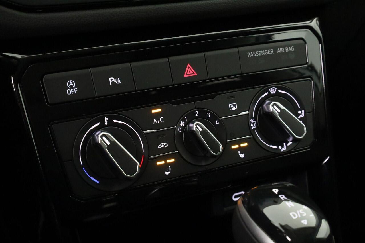 Volkswagen T-Cross Life Edition 1.0 TSI 85 kW / 116 pk DSG | Camera | Stoelverwarming | Keyless | ACC | Privacy glas | 17 inch