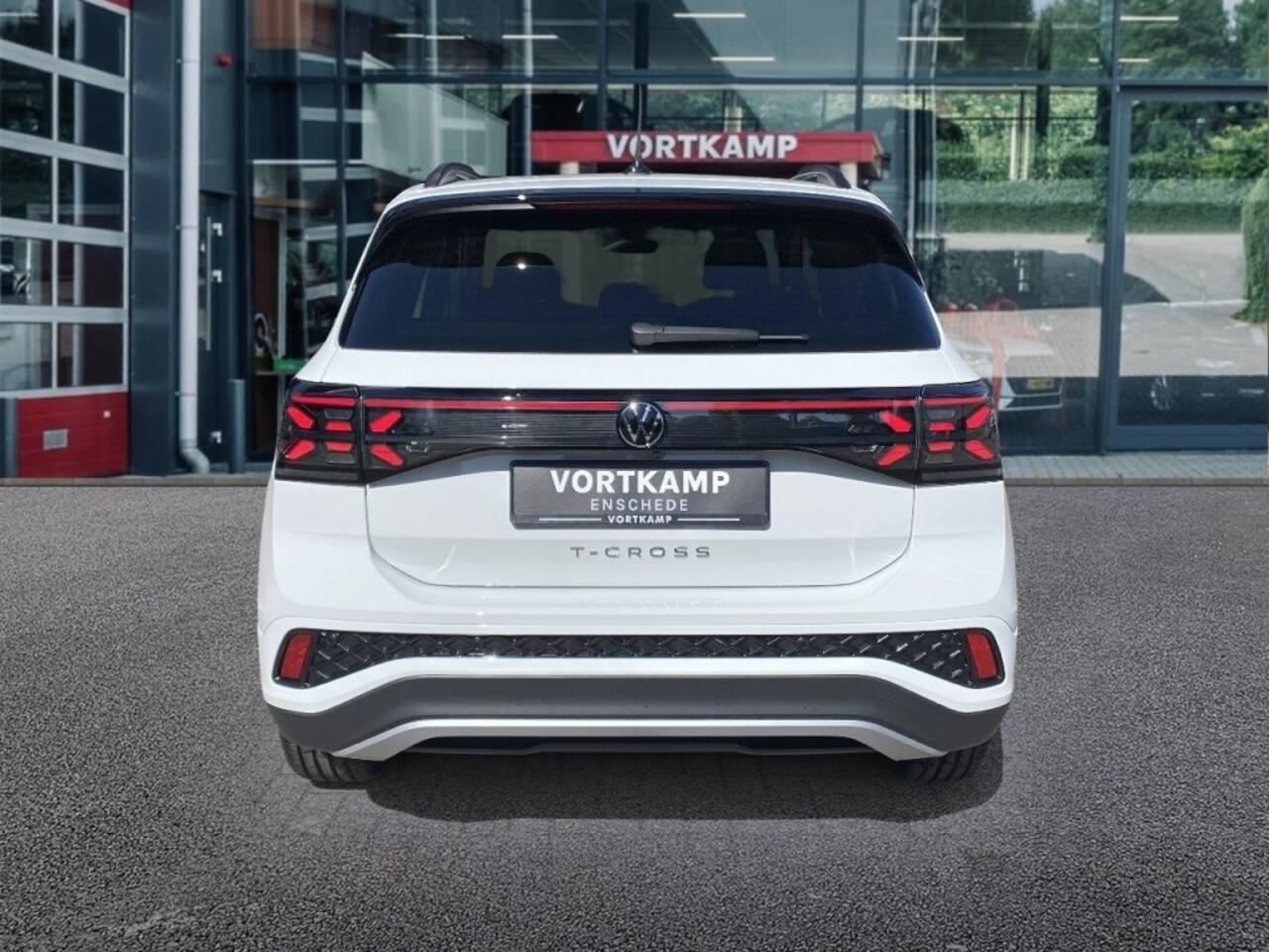 Volkswagen T-Cross 1.0 TSI DSG R-LINE TREKHAAK/CAMERA/CARPLAY/ACC/STOELVERW