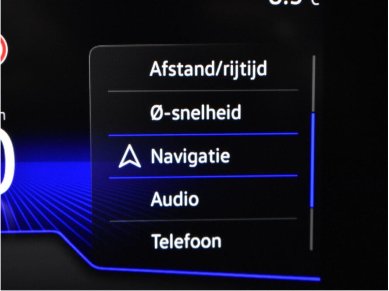 Volkswagen T-Cross Life Edition 1.0 TSI 95 pk 5 versn. Hand · Achteruitrijcamera · draadloze telefoonlader · MEGA Sale