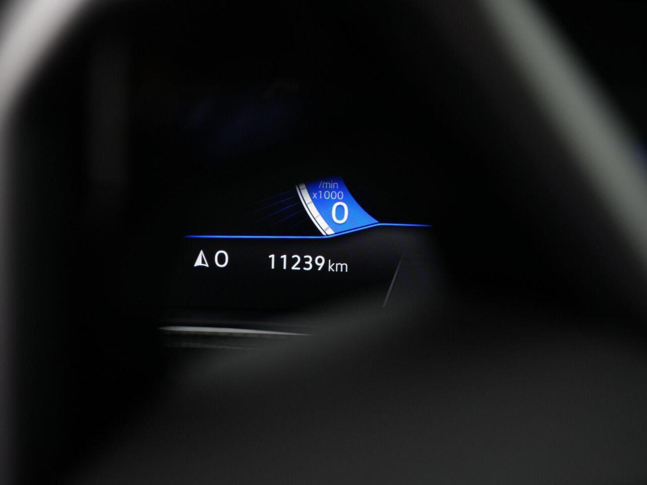 Volkswagen T-Cross 1.0 TSI 115 pk DSG R-Line Edition | IQ Light | Sportstoelen | Parkeersensoren voor/achter | Stoelverwarming | Carplay | 17 inch