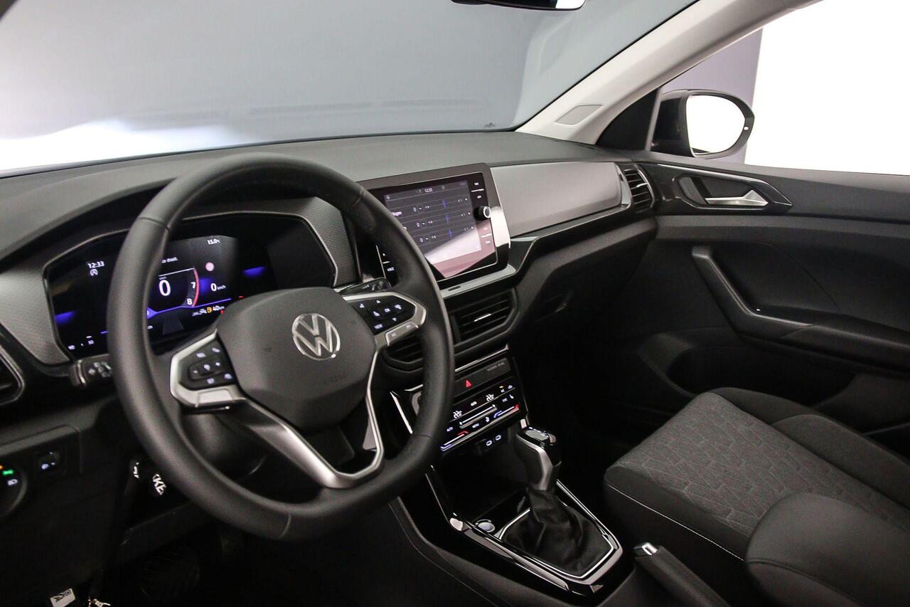 Volkswagen T-Cross Life Edition 1.0 TSI 115pk DSG Automaat Adaptive cruise control, Achteruitrijcamera, LED koplampen, Stoelverwarming, App connect, Parkeersensoren, Airco