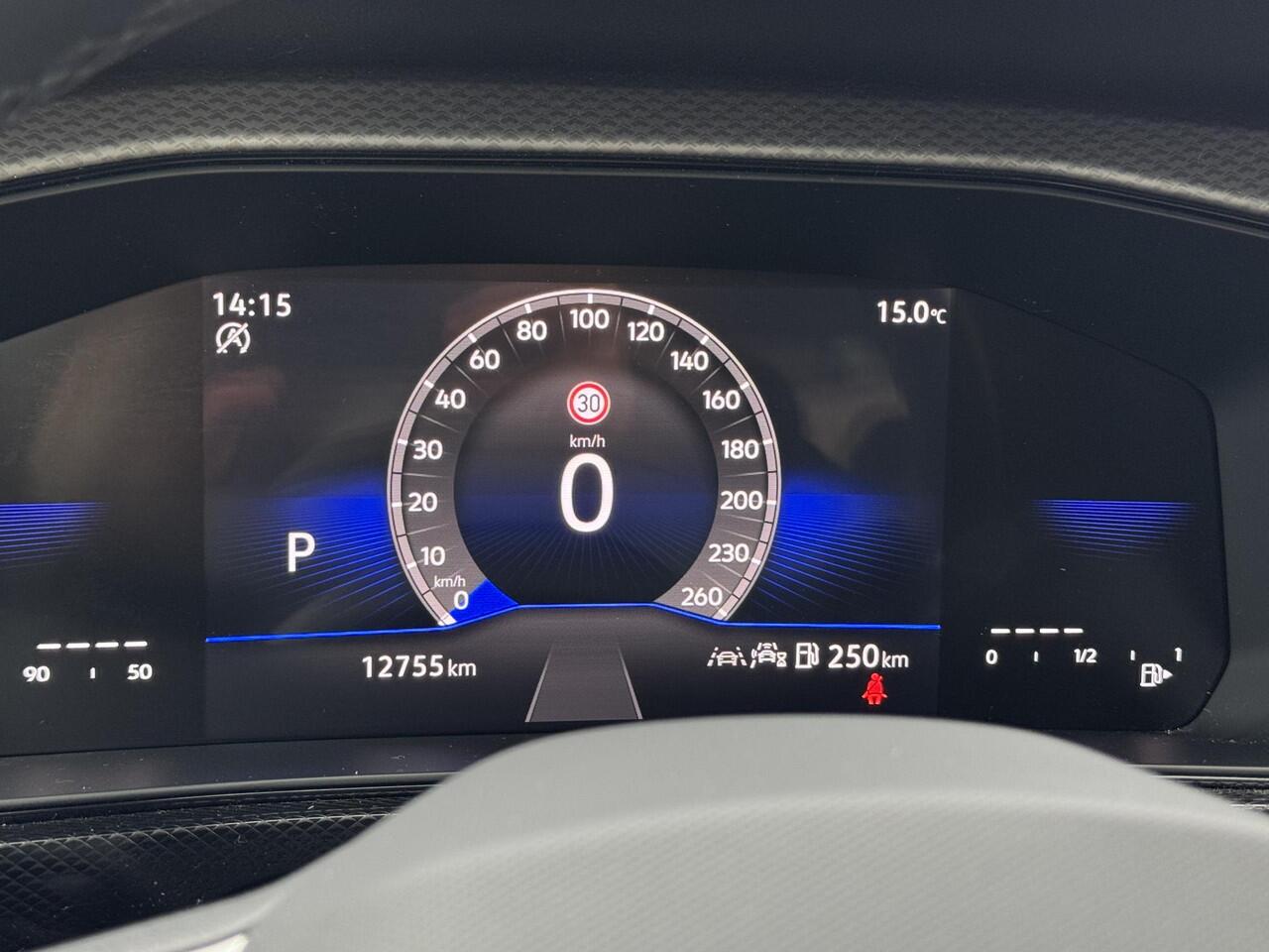 Volkswagen T-Cross 1.0 TSI Life Edition 115pk automaat | IQ Assist | Camera | App-Navi | 17LM