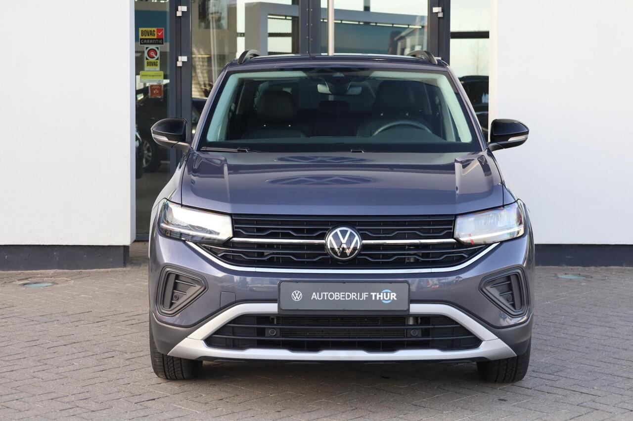 Volkswagen T-Cross 1.0 TSI Life Edition 60mnd 100.000km garantie privacy glas stoelverwarming acc adaptieve cruise control 4 seizoenen banden navigatie draadloos via app connect / carplay light assist climatronic 2 zone ambiente verlichting dimmende binnenspiegel travel ass