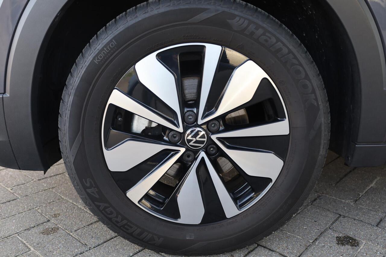 Volkswagen T-Cross 1.0 TSI Life Edition 60mnd 100.000km garantie privacy glas stoelverwarming acc adaptieve cruise control 4 seizoenen banden navigatie draadloos via app connect / carplay light assist climatronic 2 zone ambiente verlichting dimmende binnenspiegel travel ass
