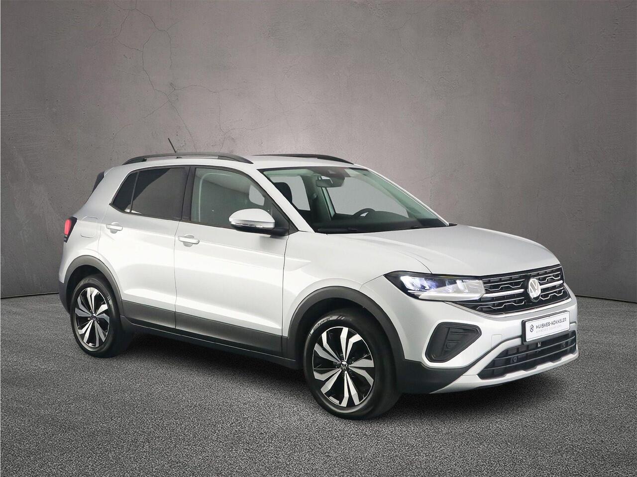 Volkswagen T-Cross Life Edition 1.0 TSI 115pk DSG Automaat Adaptive cruise control, Achteruitrijcamera, Stoelverwarming, LED koplampen, App connect, Parkeersensoren