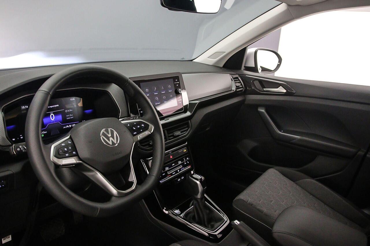 Volkswagen T-Cross Life Edition 1.0 TSI 115pk DSG Automaat Adaptive cruise control, Achteruitrijcamera, Stoelverwarming, LED koplampen, App connect, Parkeersensoren