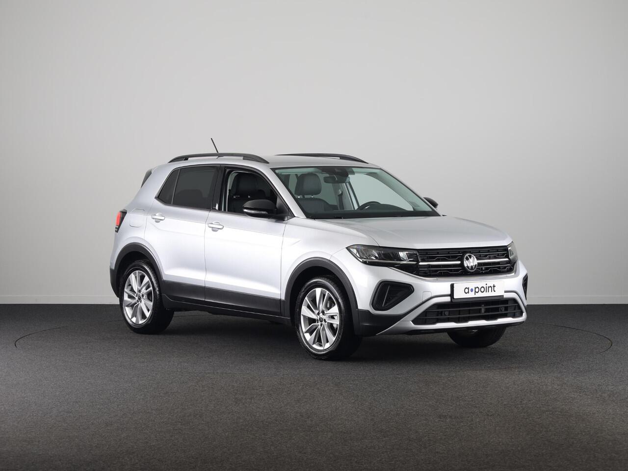 Volkswagen T-Cross 1.0 TSI Life Edition GOAL 95 pk | Navigatie | Parkeersensoren | Adaptieve cruise control | Autom. airco | Stoelverwarming |