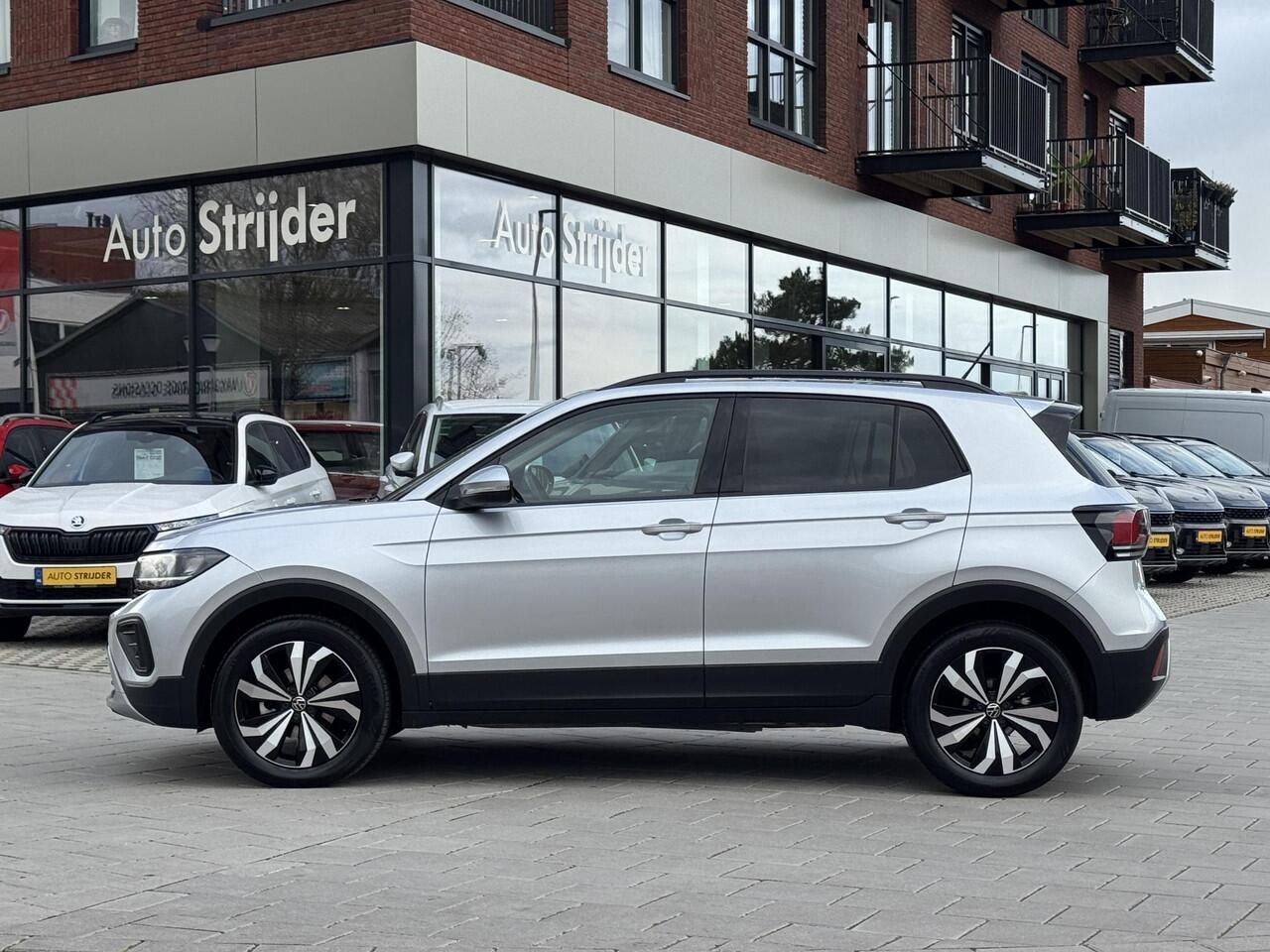 Volkswagen T-Cross 1.0 TSI Life Edition 115pk automaat | Camera | App-Navi | 17LM