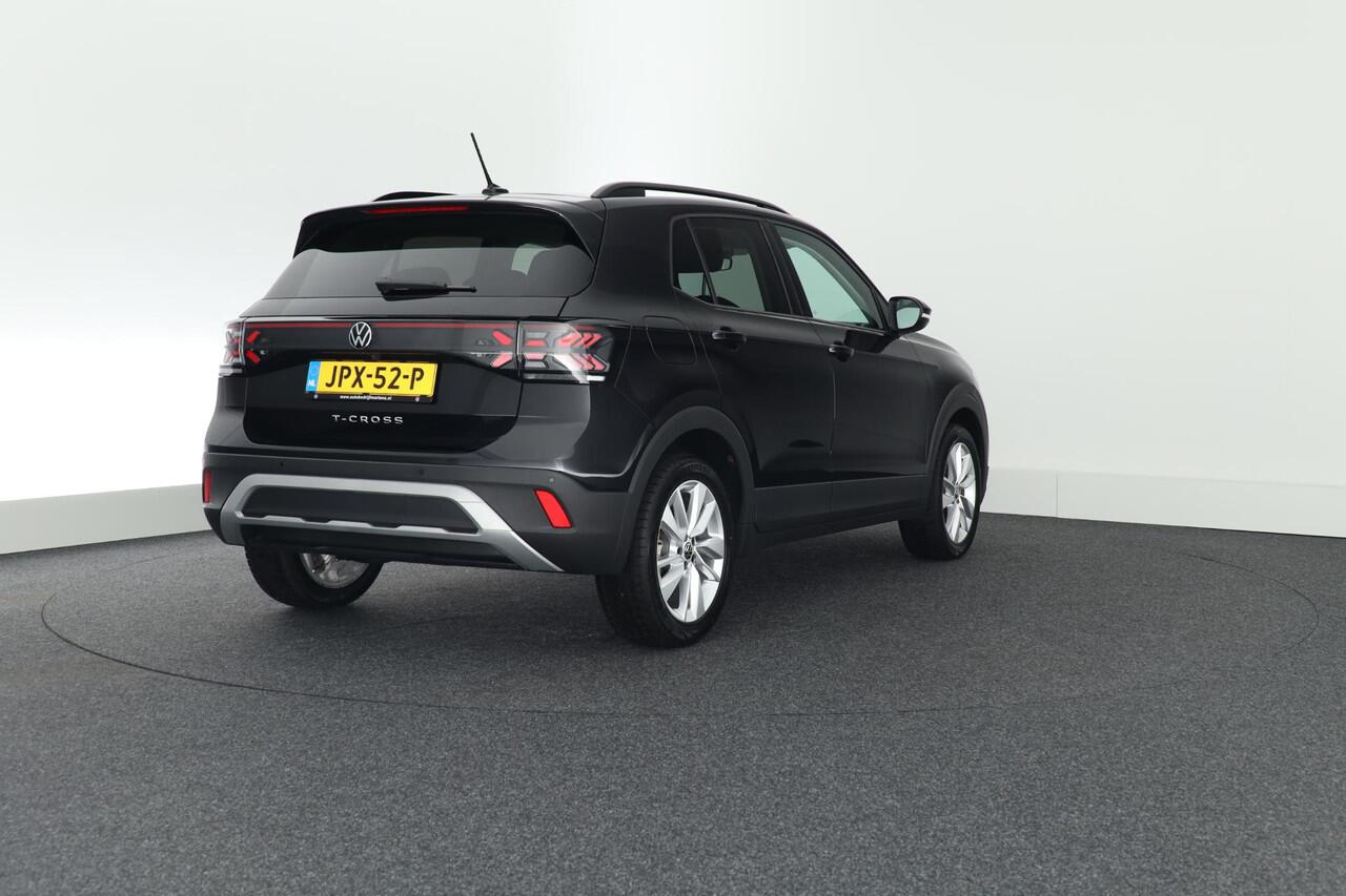 Volkswagen T-Cross 1.0 TSI 116pk DSG Life Edition IQ Light Stoelverwarming Camera Keyless Virtual Cockpit App-Connect