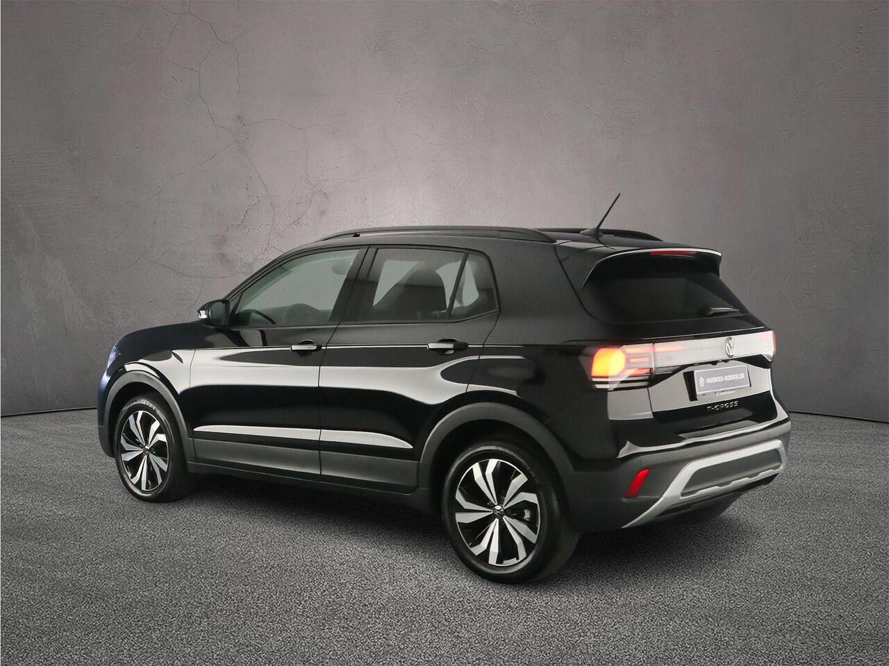 Volkswagen T-Cross Life Edition 1.0 TSI 115pk DSG Automaat Adaptive cruise control, Achteruitrijcamera, Parkeersensoren, LED koplampen, Stoelverwarming, App connect