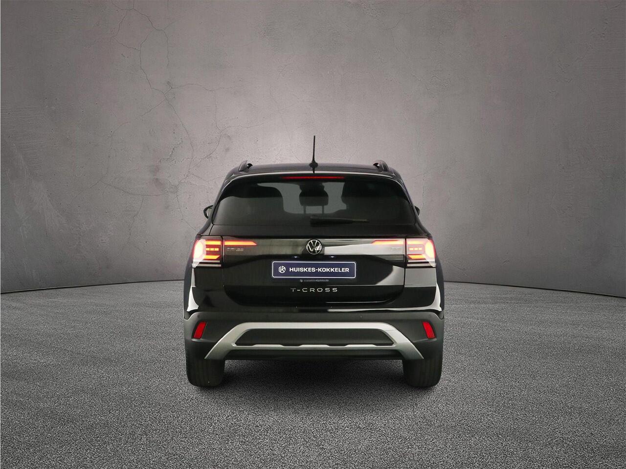 Volkswagen T-Cross Life Edition 1.0 TSI 115pk DSG Automaat Adaptive cruise control, Achteruitrijcamera, Parkeersensoren, LED koplampen, Stoelverwarming, App connect