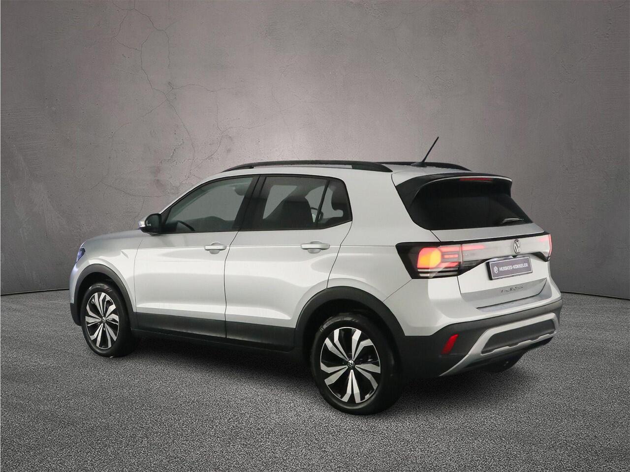 Volkswagen T-Cross Life Edition 1.0 TSI 115pk DSG Automaat Adaptive cruise control, Achteruitrijcamera, LED koplampen, Stoelverwarming, Parkeersensoren, App connect