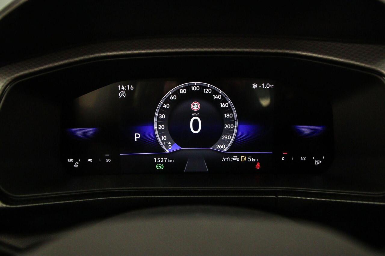 Volkswagen T-Cross Life Edition 1.0 TSI 115pk DSG Automaat Adaptive cruise control, Achteruitrijcamera, Stoelverwarming, Parkeersensoren, LED koplampen, App connect