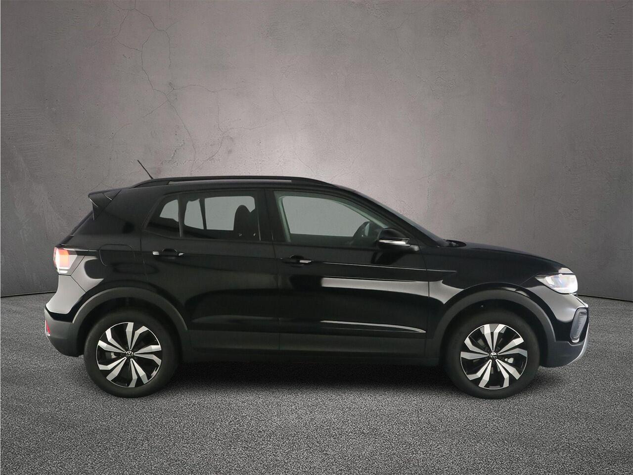 Volkswagen T-Cross Life Edition 1.0 TSI 115pk DSG Automaat Adaptive cruise control, Achteruitrijcamera, Stoelverwarming, Parkeersensoren, LED koplampen, App connect