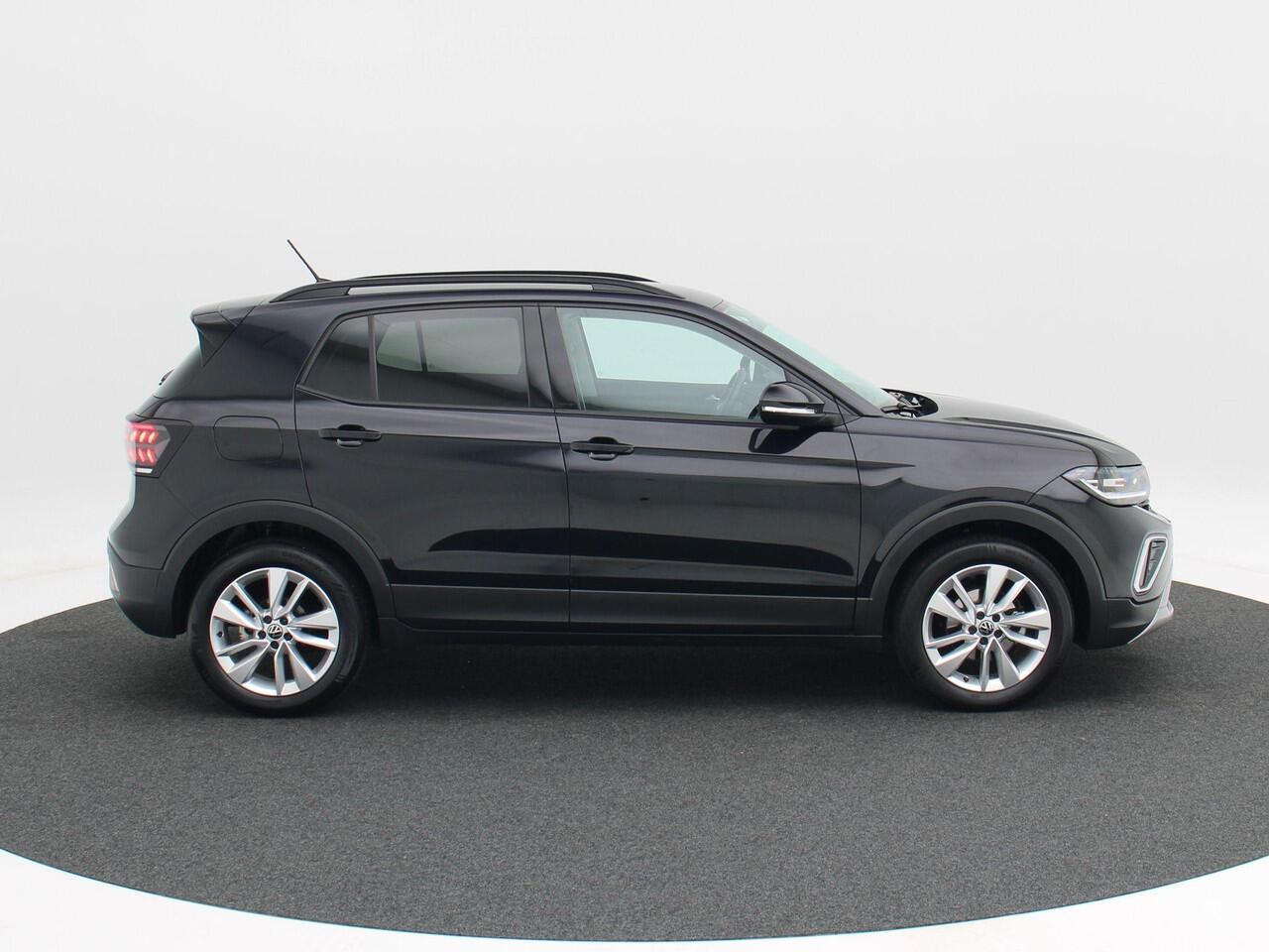 Volkswagen T-Cross 1.0 TSi 115 Pk Automaat Life Edition | Virtual Cockpit | Adaptive Cruise | Camera | LED | Stoelverwarming | 17 Inch | 25.820 Km!