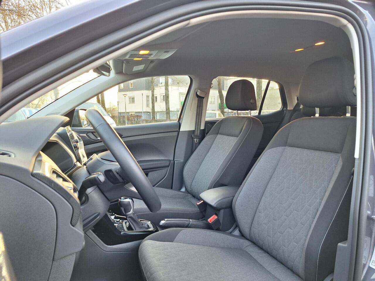 Volkswagen T-Cross 1.0 TSI DSG Life Edition (Camera,Clima,IQ,Winter)