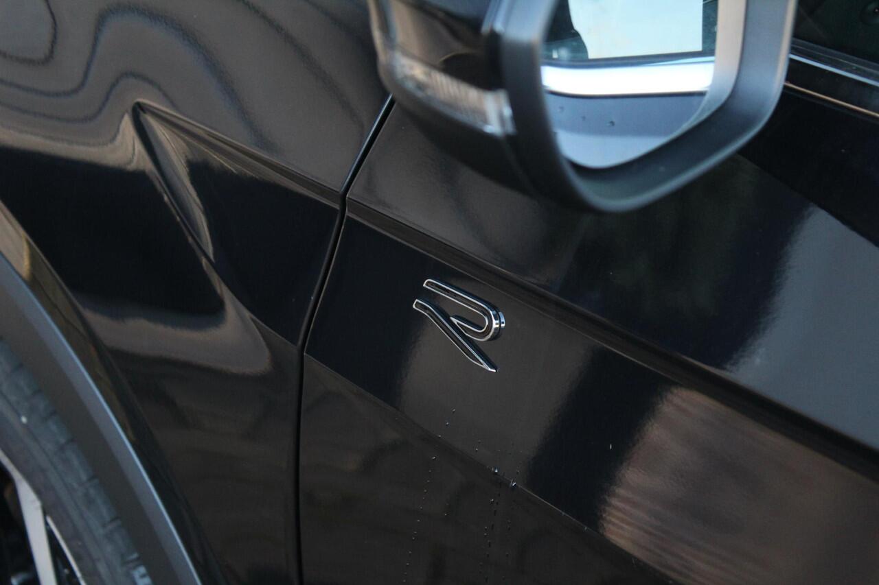 Volkswagen T-Cross 1.5 TSI R-Line Edition | Trekhaak | Stoelverwarming | Adaptieve cruise control | Nette auto