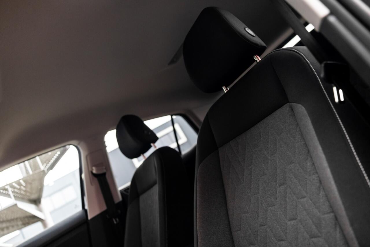 Volkswagen T-Cross 1.0 TSI 85 kW Life | CarPlay | Stoelverwarming |