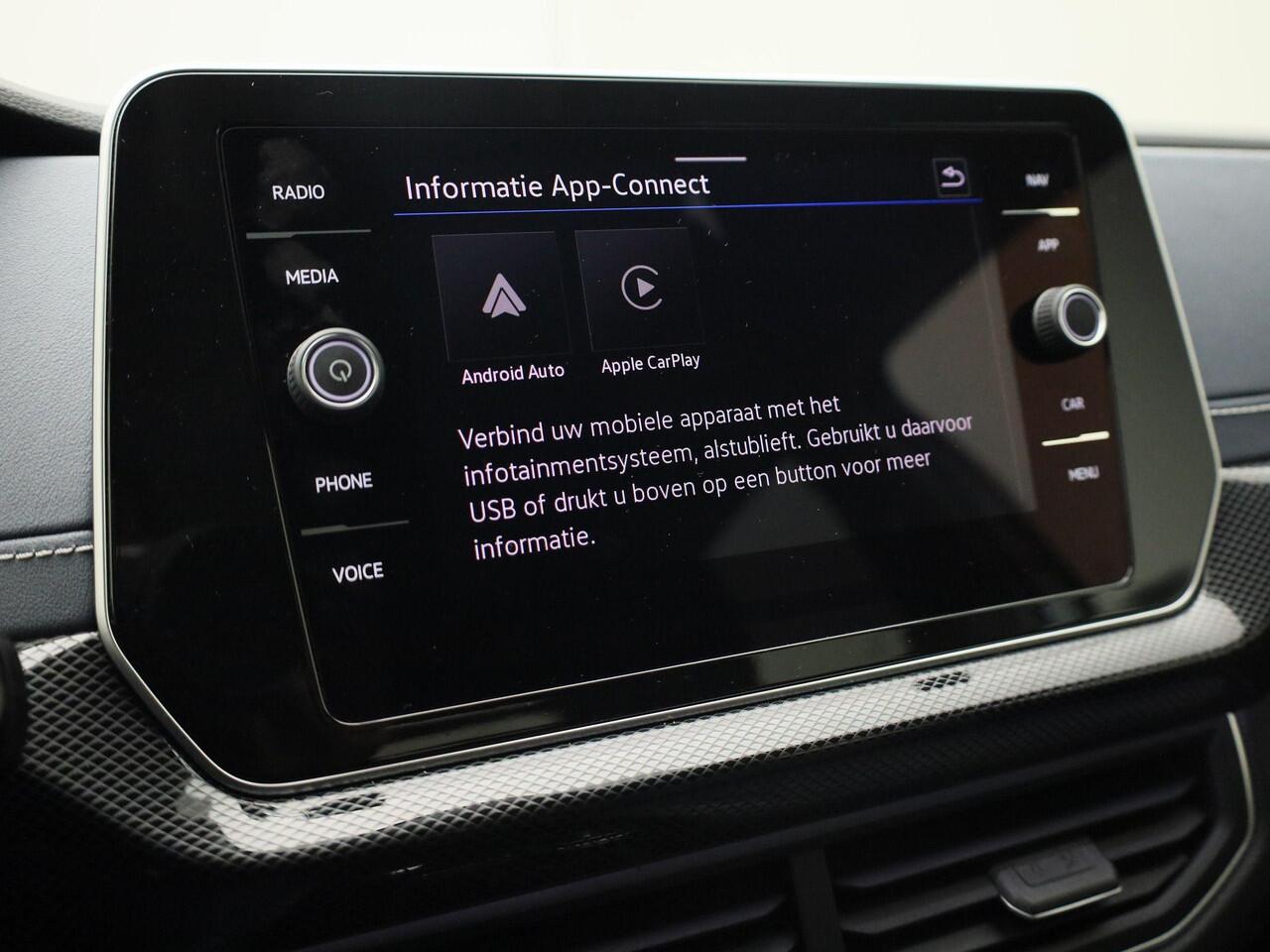 Volkswagen T-Cross 1.0TSI/116PK Style DSG · Camera · Apple/Android Car Play · Navigatie · Stoelverwarming · Garantie t/m 19-12-2026