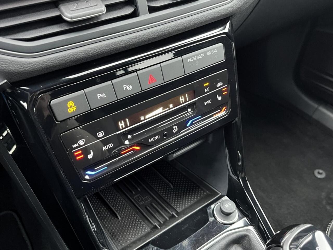 Volkswagen T-Cross 1.0 TSI GOAL ED. DSG - AFN. TREKHAAK - NAVI - ACC