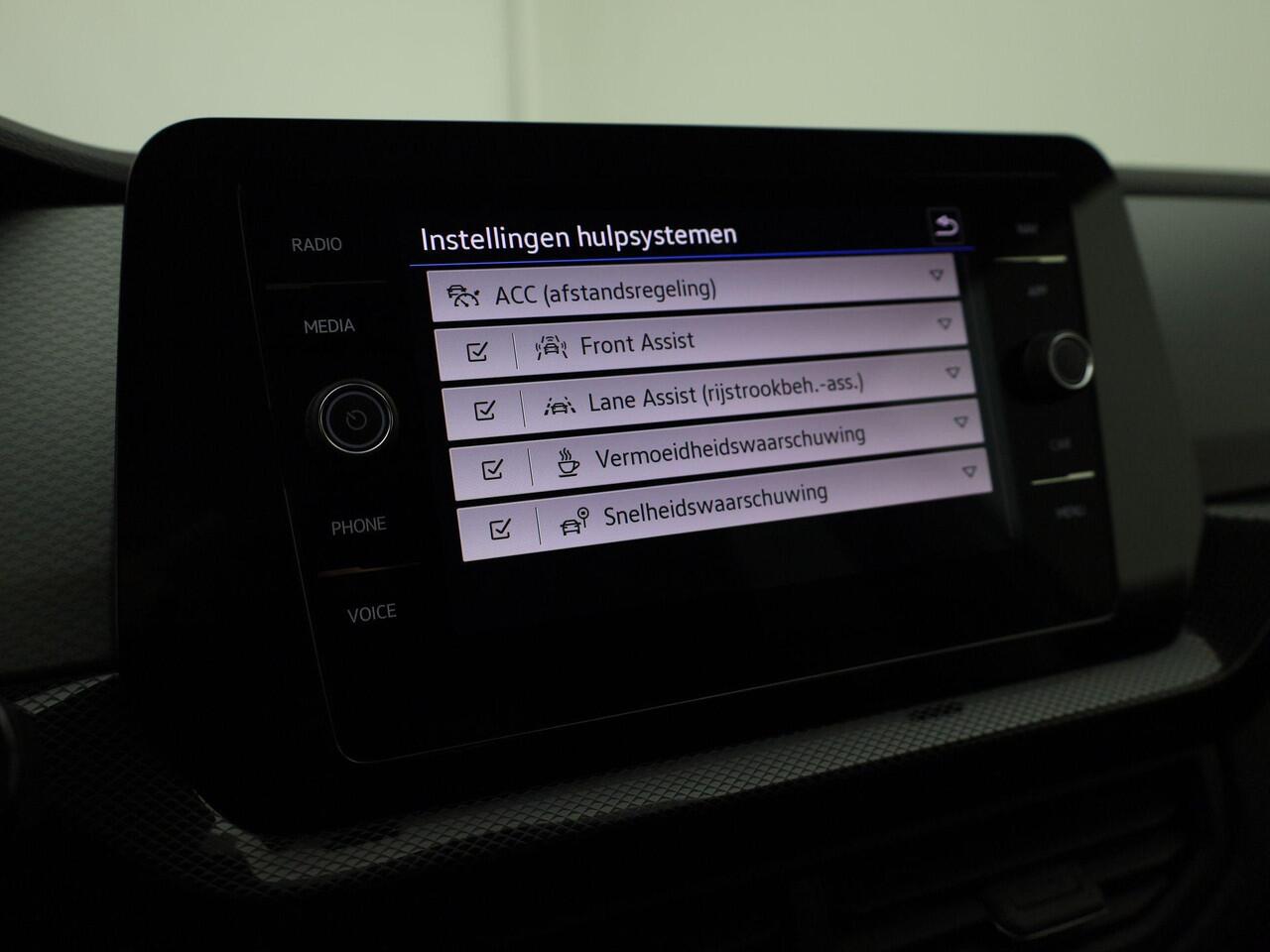 Volkswagen T-Cross 1.0TSI/116PK DSG Advanced · Apple/Android · Camera + Parkeersensoren · Stoelverwarming · Garantie t/m 24-03-2027