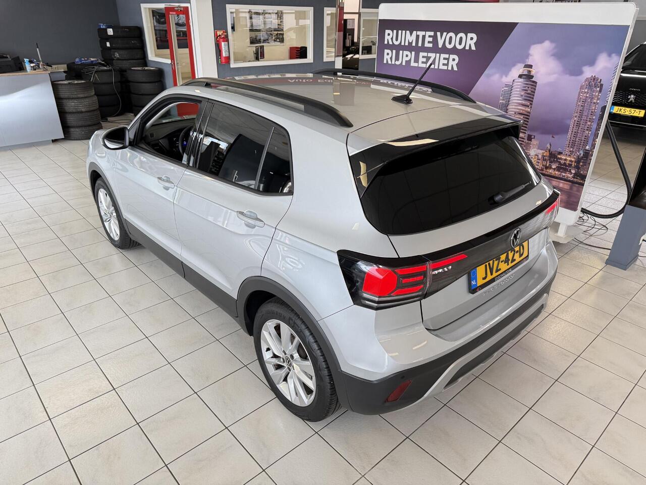 Volkswagen T-Cross 1.0 TSI DSG 116PK Life Edition *CAM*APP*LED*KEYL*