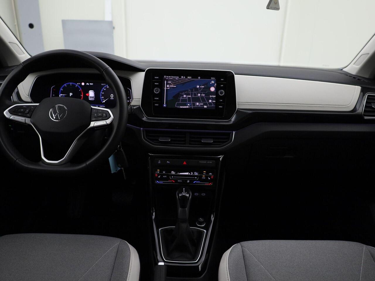 Volkswagen T-Cross 1.0TSI/115PK Style DSG Navigatie · Apple/Android Car Play · Camera + Parkeersensoren · Garantie t/m 03-02-2025