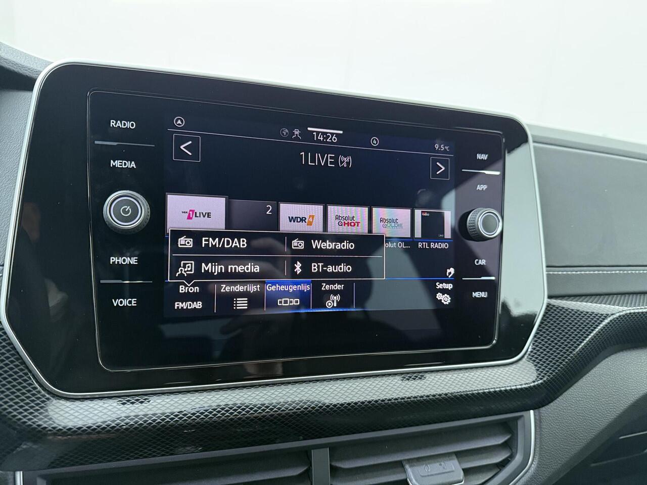 Volkswagen T-Cross 1.5 TSI R-Line Edition | 150 PK | Automaat | Navigatiesysteem | Achteruitrijcamera | Climate control | Matrix LED koplampen IQ.Light |