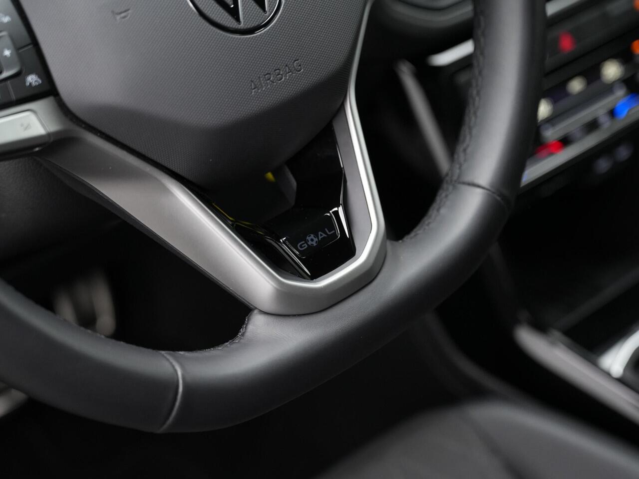 Volkswagen T-Cross 1.0 TSI 115 pk DSG Goal Edition | Trekhaak | Stoelverwarming | Adaptive Cruise | Navigatie