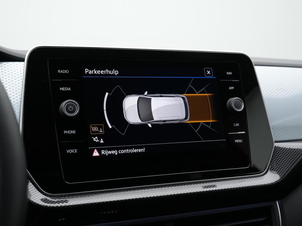 Volkswagen T-Cross 1.0 TSI 115 pk DSG Goal Edition | Trekhaak | Stoelverwarming | Adaptive Cruise | Navigatie