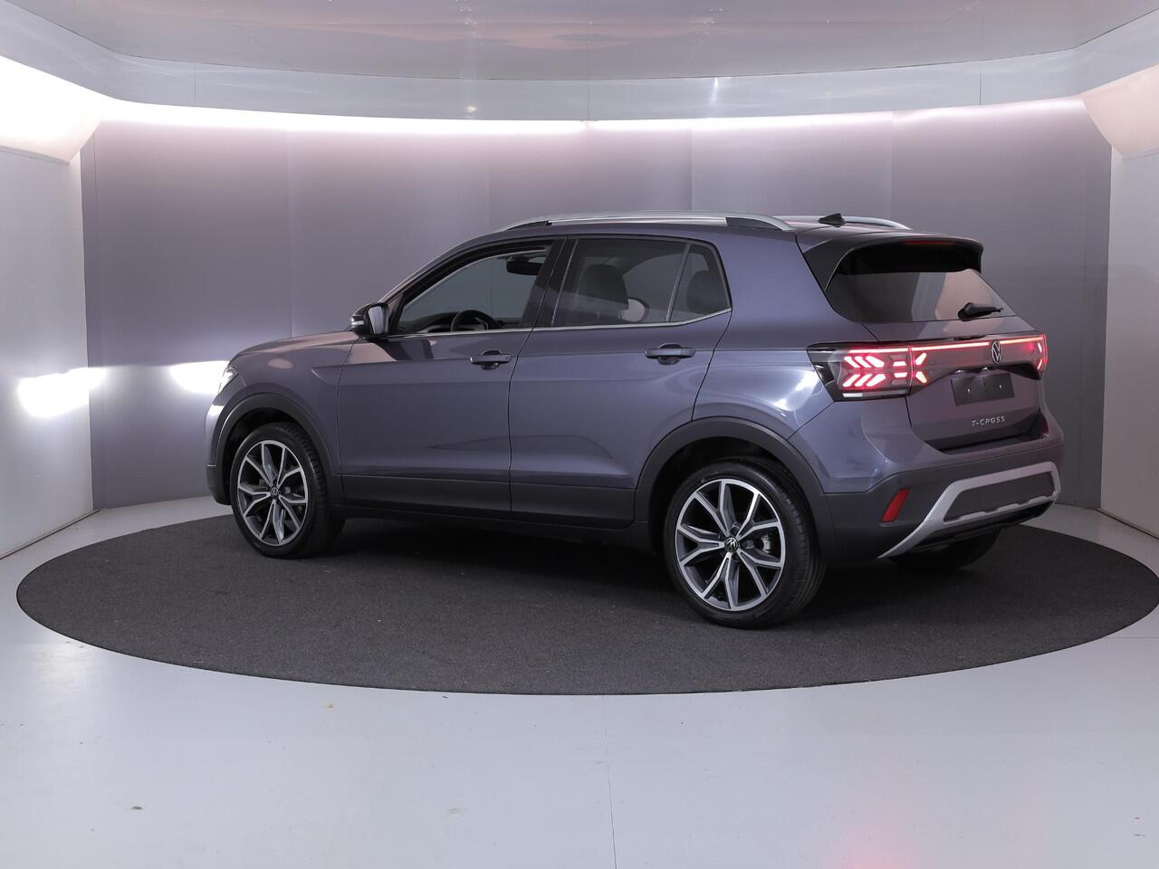 Volkswagen T-Cross 1.0 TSI Style 115PK DSG | Navigatie | Parkeercamera | 18"LM velgen | Matrix koplampen |
