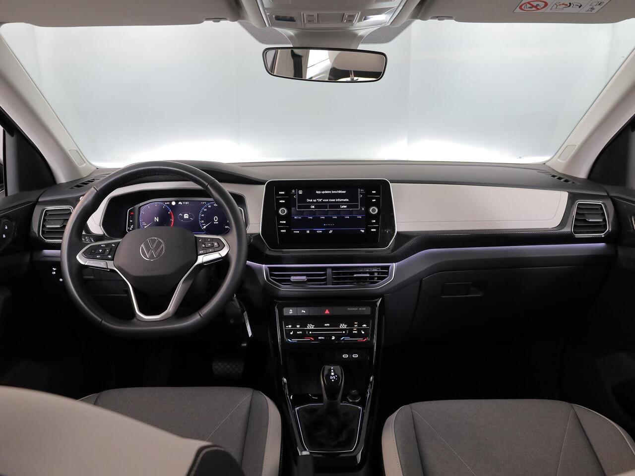 Volkswagen T-Cross 1.0 TSI Style 115PK DSG | Navigatie | Parkeercamera | 18"LM velgen | Matrix koplampen |