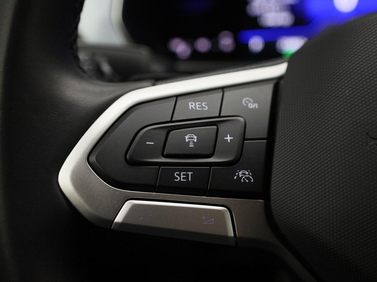 Volkswagen T-Cross 1.0TSI/116PK Goal DSG · Navigatie · Trekhaak · Apple/Android Car Play · Garantie t/m 17-04-2027