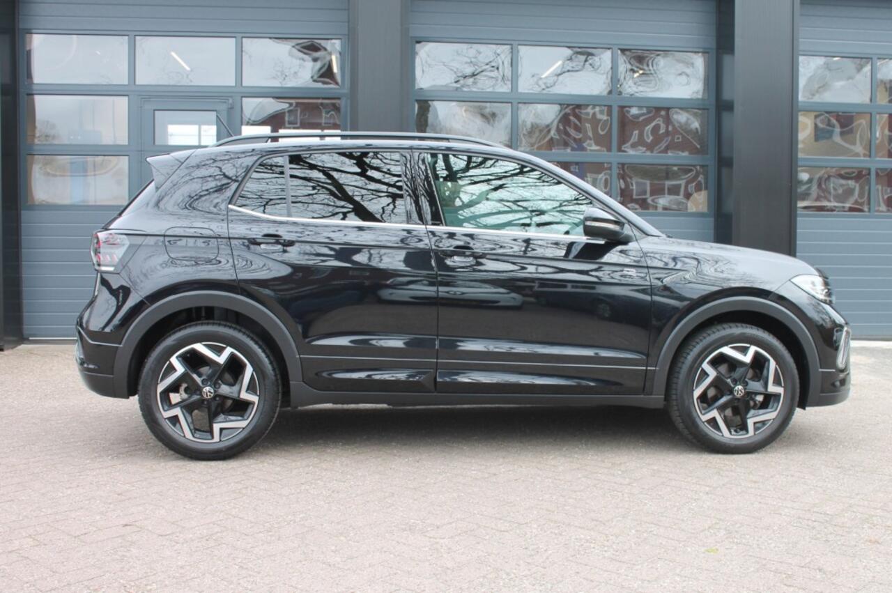 Volkswagen T-Cross 1.5 TSI R-LINE 150 PK Automaat / afneembare trekhaak / Stoel vw.