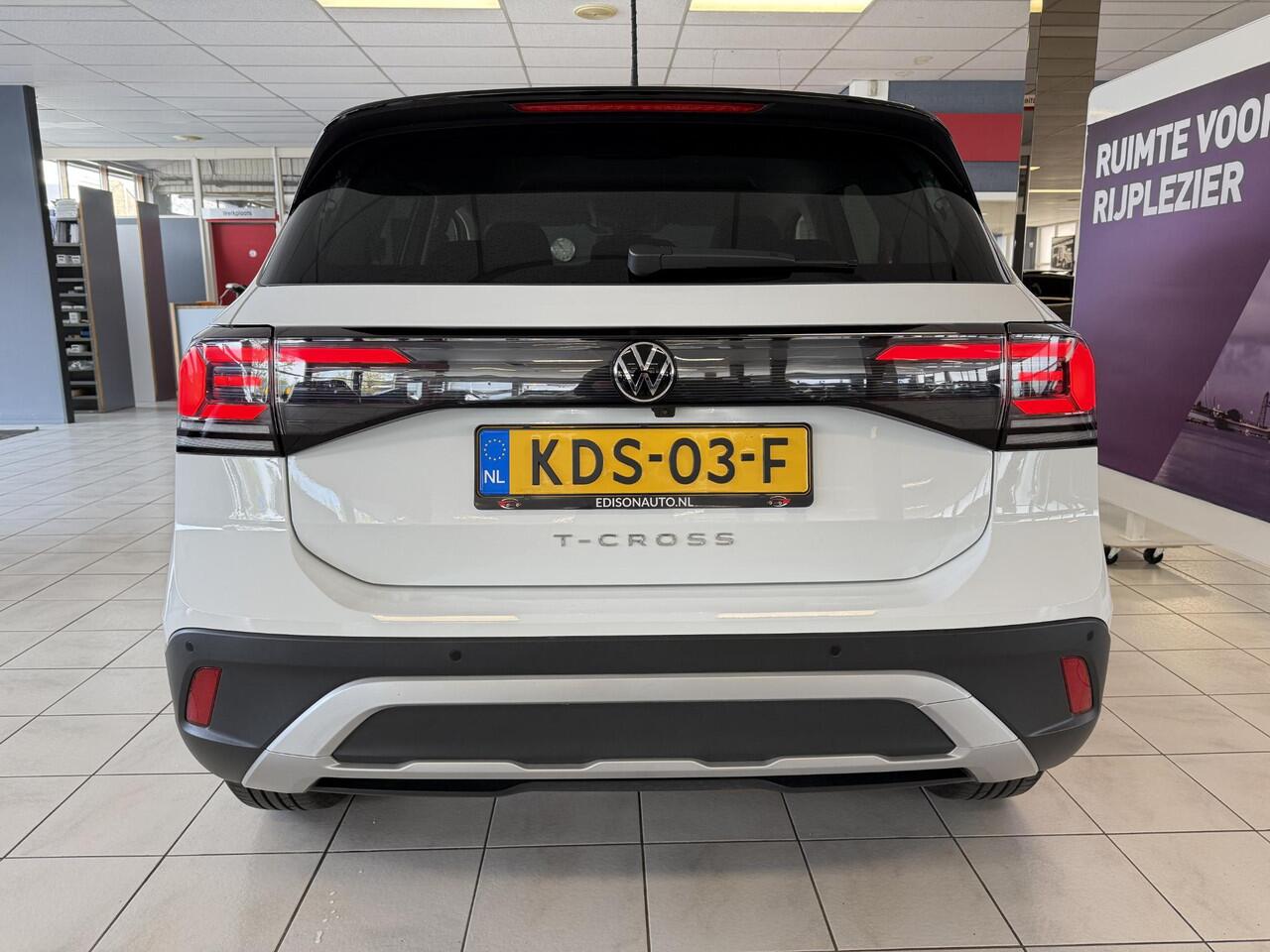 Volkswagen T-Cross 1.0 TSI 116PK Life Edition *CAM*APP*CLIMATE*KEYL*