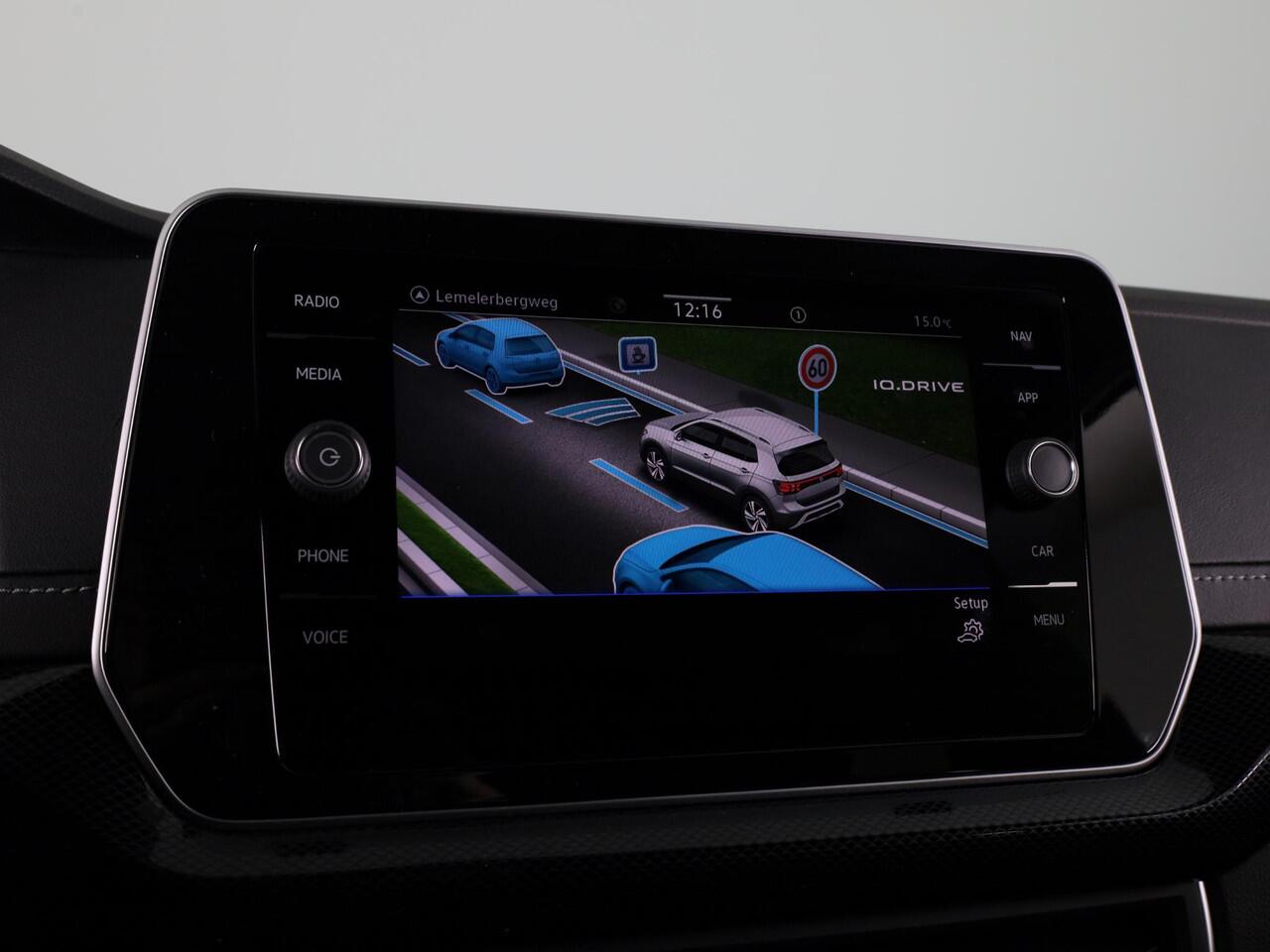 Volkswagen T-Cross R-Line Edition 1.0 TSI 116 PK DSG | 18" LM | Camera | Stoelverwarming | IQ.Light |