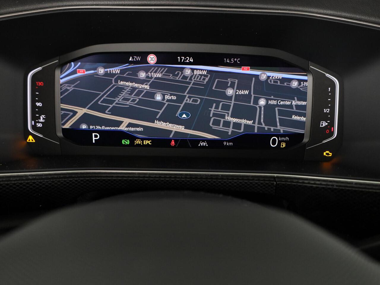 Volkswagen T-Cross R-Line Edition 1.0 TSI 116 PK DSG | 18" LM | Camera | Stoelverwarming | IQ.Light |