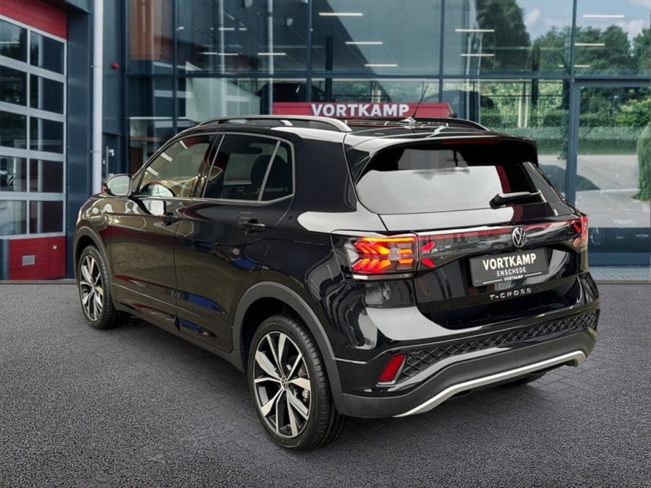 Volkswagen T-Cross 1.5 TSI DSG R-LINE AFN.TREKHAAK/IQ-LIGHTS/CAMERA/ACC/KEY-LESS