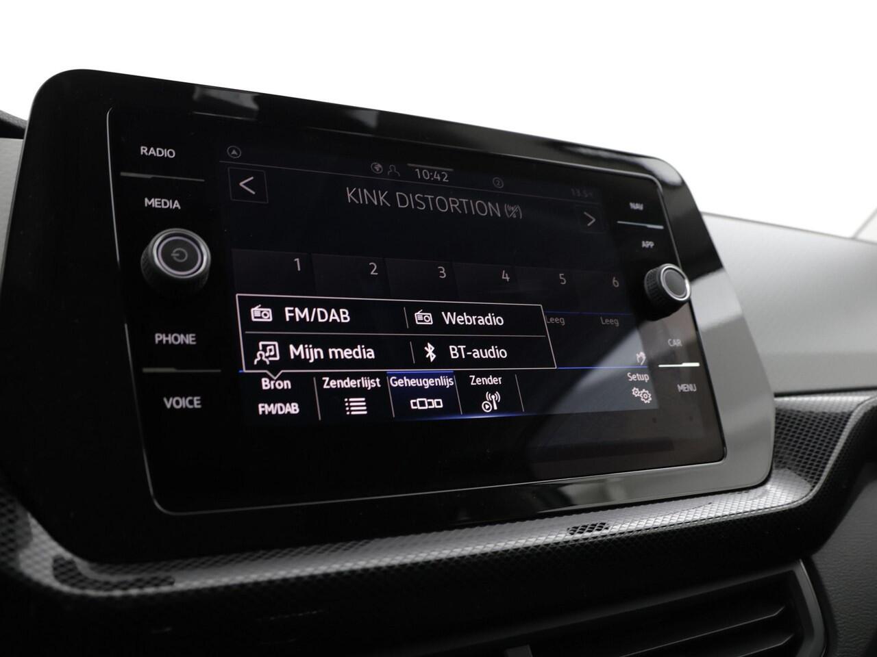 Volkswagen T-Cross Life Edition 1.0 TSI 95 PK 5 versn. Hand · Comfort pakket · Airconditioning automatisch, 2-zone (Climatronic) ·