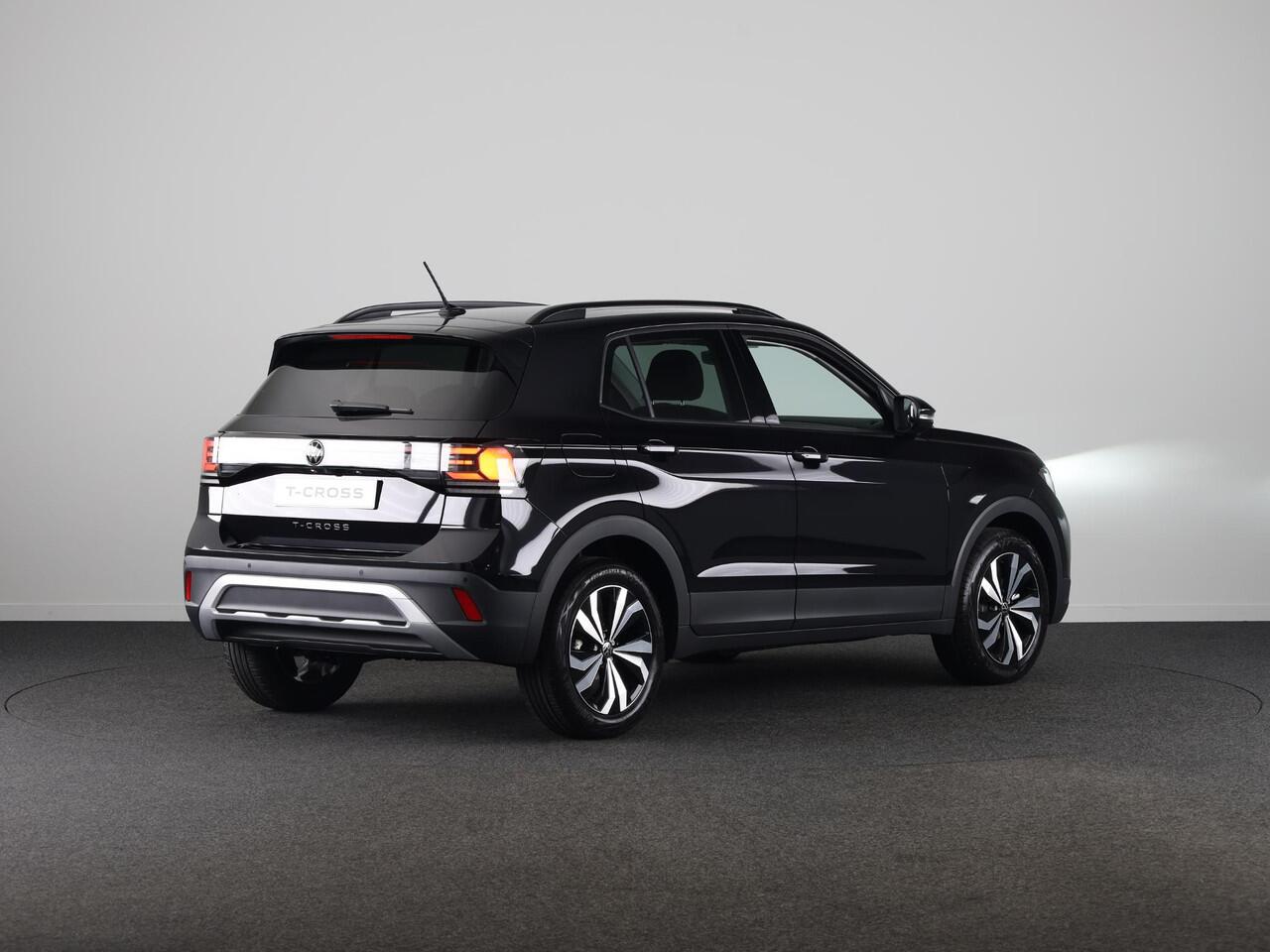 Volkswagen T-Cross Life Edition 1.0 TSI 95 PK 5 versn. Hand | Climatronic | Stoelverwarming | Camera |