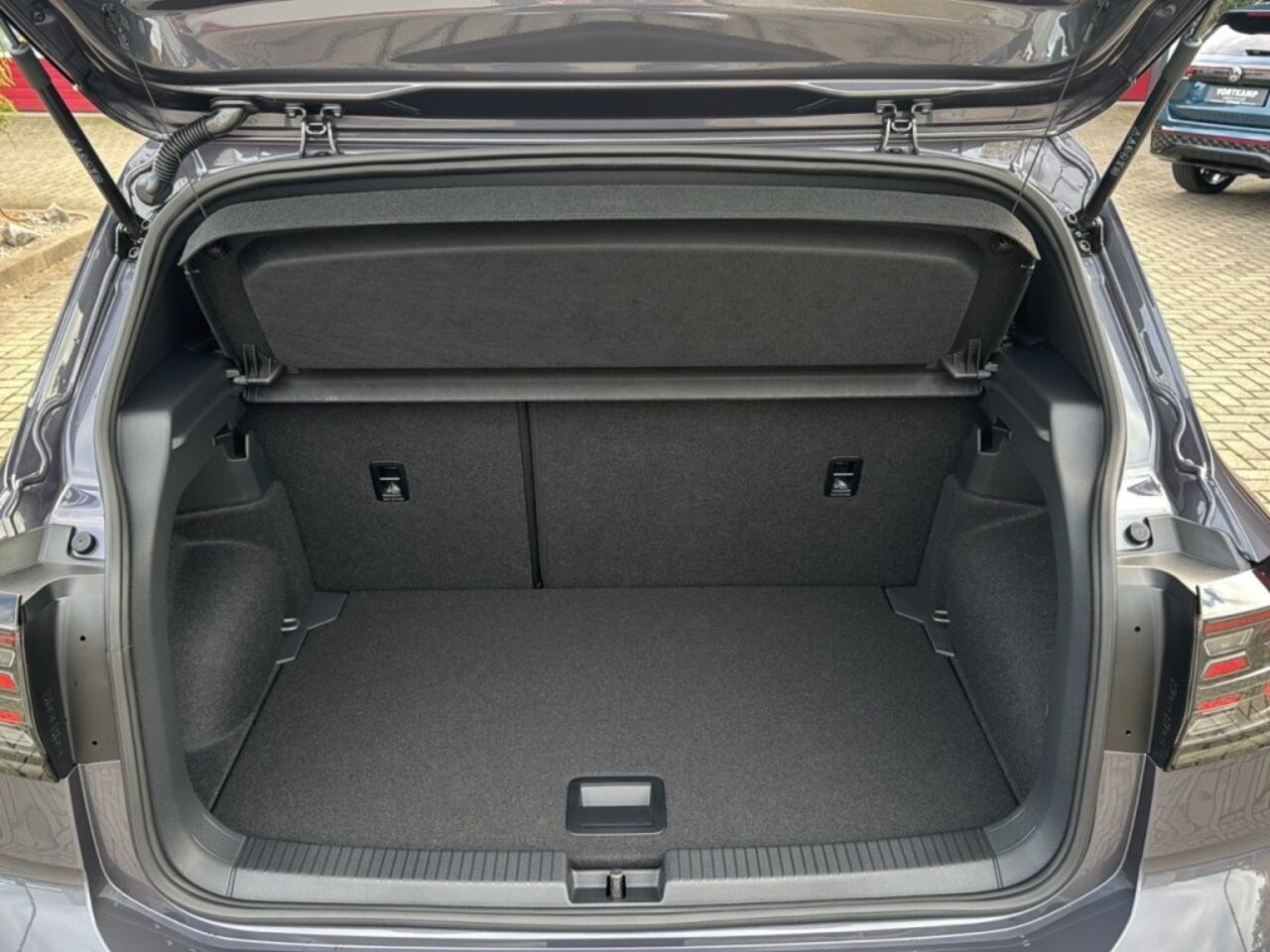 Volkswagen T-Cross 1.0 TSI DSG R-LINE AFN.TREKHAAK/IQ-LIGHTS/CAMERA/ACC/KEY-LESS