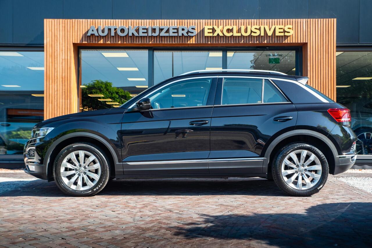 Volkswagen T-Roc 2.0 TSI 4Motion Sport Adapt. Cruise Virtual Dash DAB+ Carplay Navi 17''LM