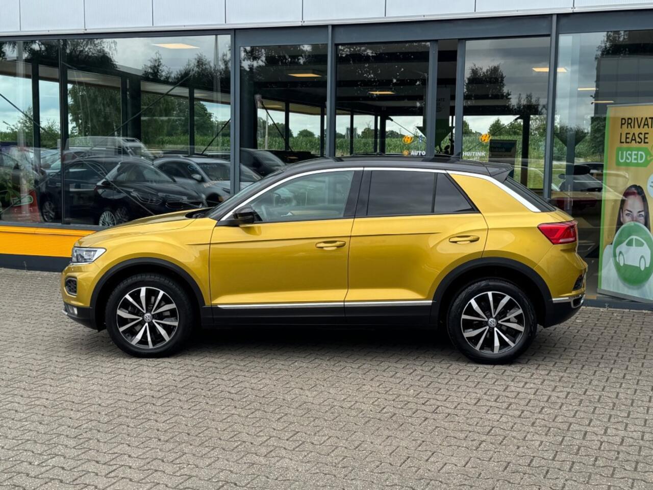 Volkswagen T-Roc 1.0 TSI 115 pk Style - Navigatie orgineel