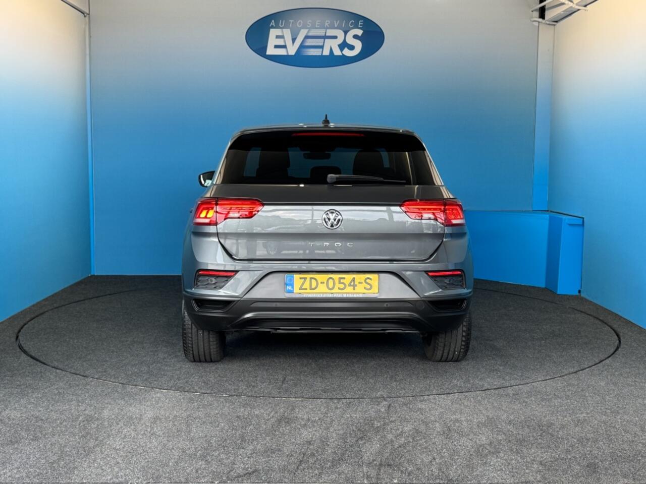 Volkswagen T-Roc 1.5 TSI Sport AUTOMAAT, 18' LM velgen