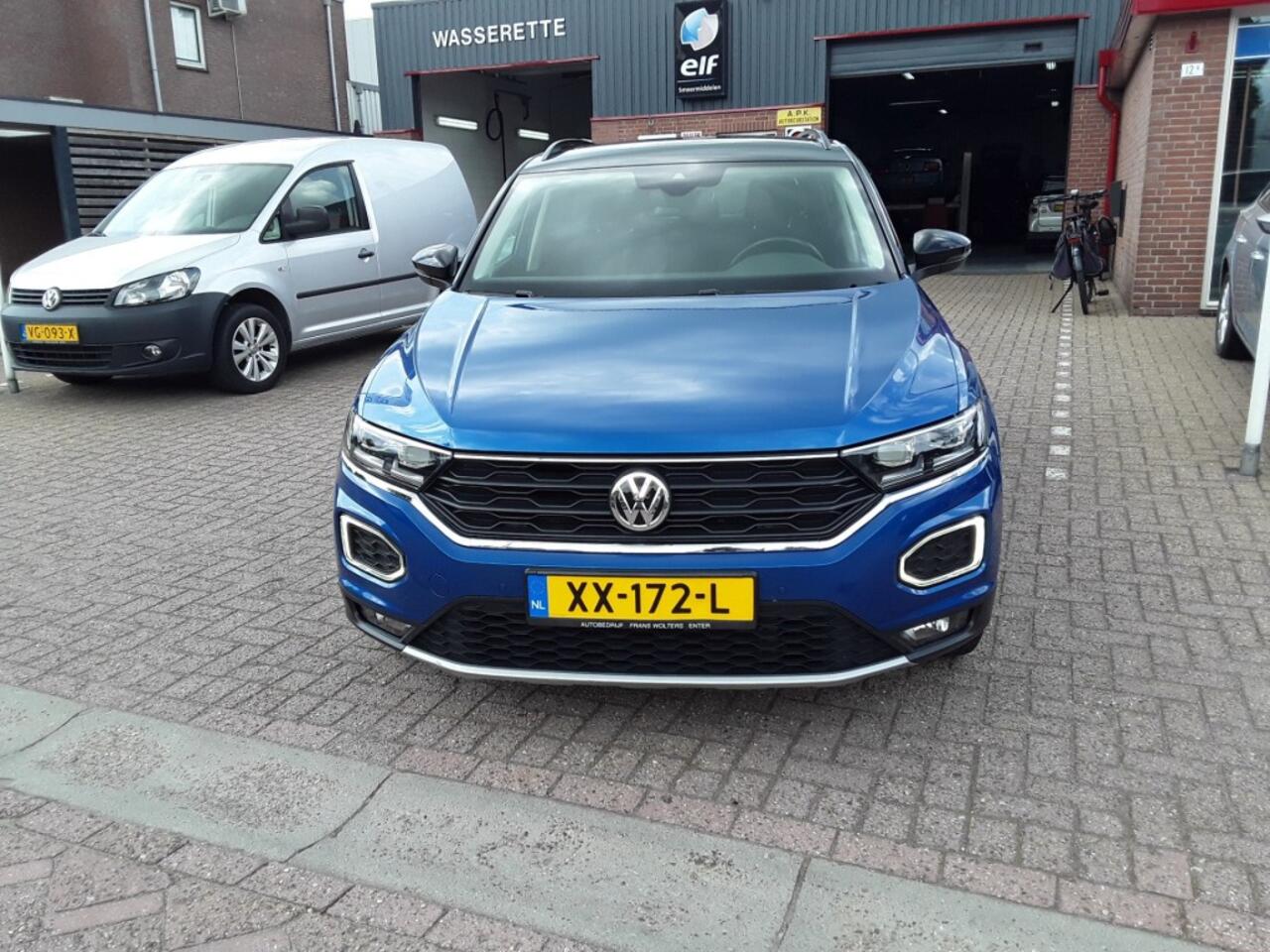 Volkswagen T-Roc 1.6 TDI STYLE Business / NAVI / TREKHAAK