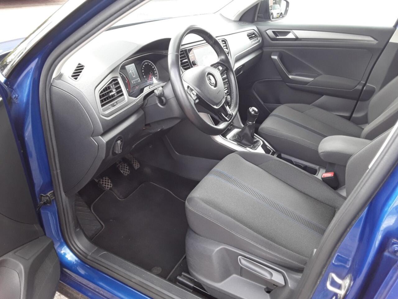 Volkswagen T-Roc 1.6 TDI STYLE Business / NAVI / TREKHAAK