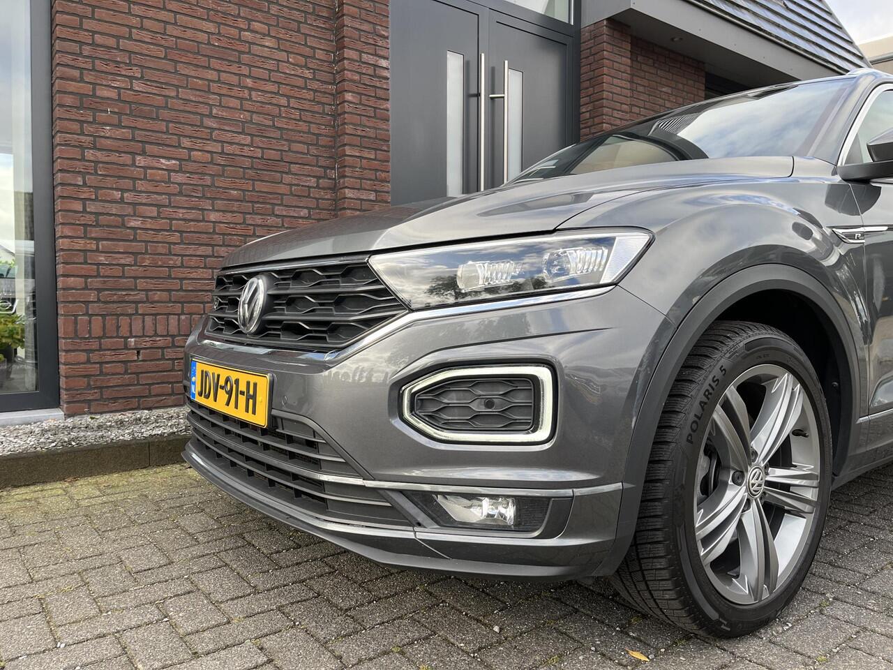 Volkswagen T-Roc 1.5 TSI R-LINE VIRTUAL DASBOARD | TREKHAAK AFN. | ELEC. A. KLEP | NAV | ADAPTIVE CRUISE CONTROL | CAMERA | APPLE/ANDROID CARPLAY