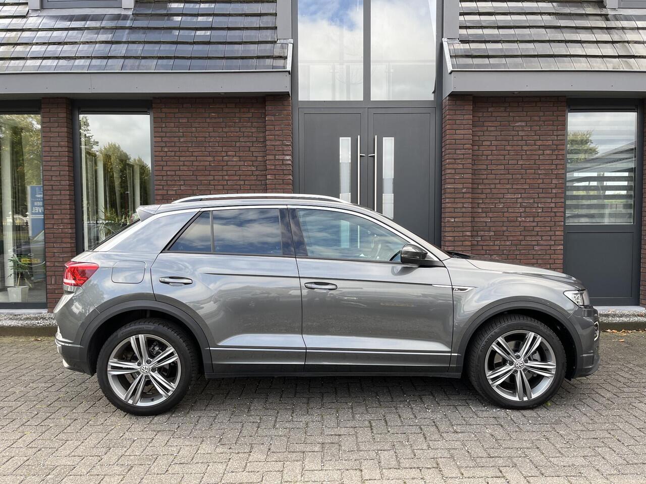 Volkswagen T-Roc 1.5 TSI R-LINE VIRTUAL DASBOARD | TREKHAAK AFN. | ELEC. A. KLEP | NAV | ADAPTIVE CRUISE CONTROL | CAMERA | APPLE/ANDROID CARPLAY